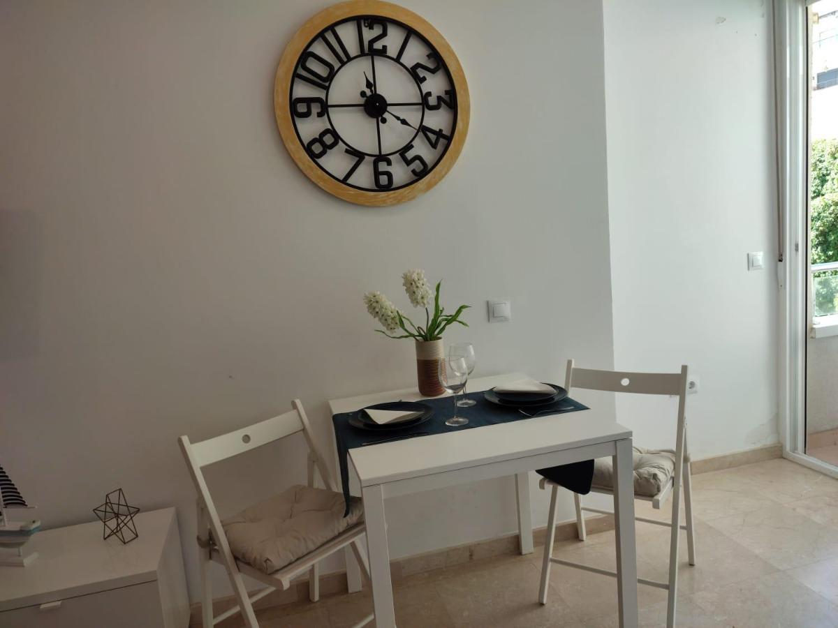 Apartmán Turisstiko La Roca Chica 4 Torremolinos Exteriér fotografie