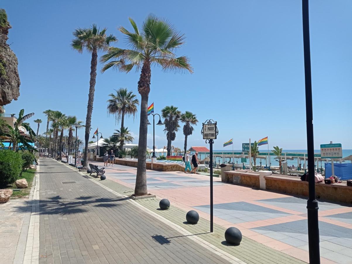 Apartmán Turisstiko La Roca Chica 4 Torremolinos Exteriér fotografie