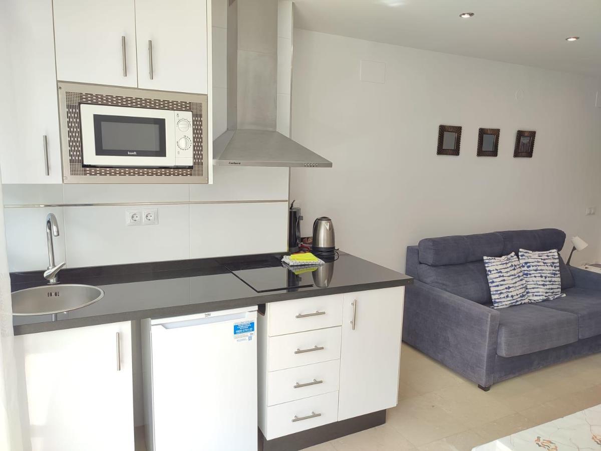 Apartmán Turisstiko La Roca Chica 4 Torremolinos Exteriér fotografie